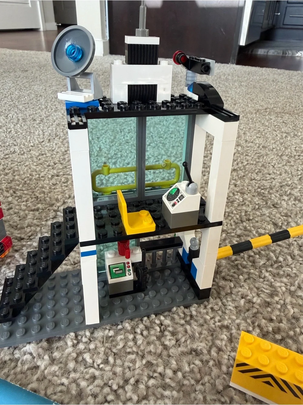 LEGO 7743 City Police Set